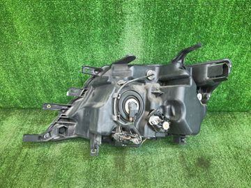 ФАРА НА NISSAN SERENA C26