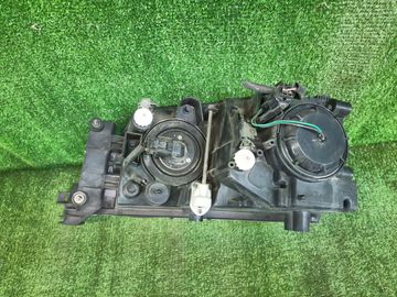 ФАРА НА NISSAN PRESAGE U30