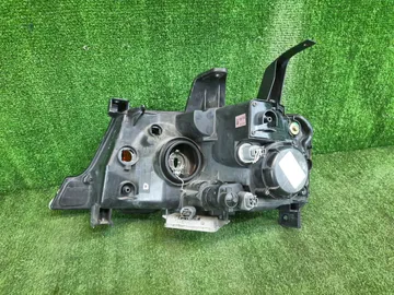 ФАРА НА HONDA STEPWGN RF7