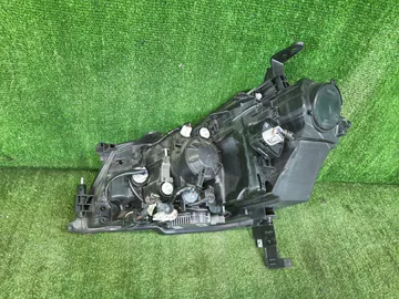 ФАРА НА NISSAN FUGA Y50