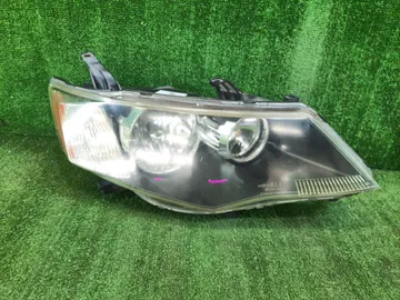 ФАРА НА MITSUBISHI OUTLANDER CW5W