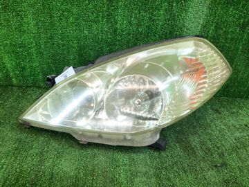 ФАРА НА NISSAN WINGROAD Y11