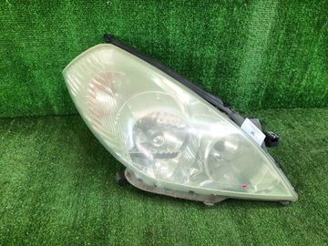 ФАРА НА NISSAN WINGROAD Y11