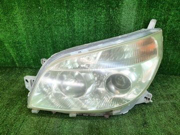 ФАРА НА TOYOTA RUSH J200E