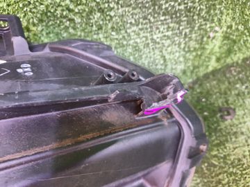 ФАРА НА TOYOTA PRIUS ZVW30