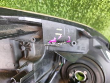 ФАРА НА TOYOTA PRIUS ZVW30