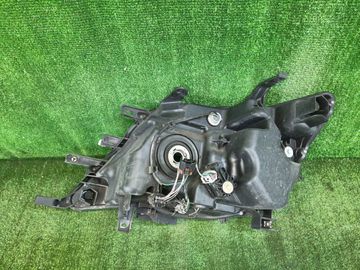 ФАРА НА NISSAN SERENA C26