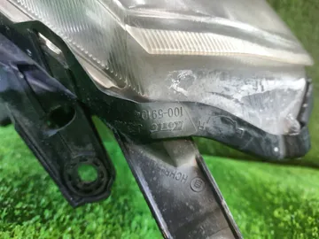 ФАРА НА SUZUKI SX4 YA11S