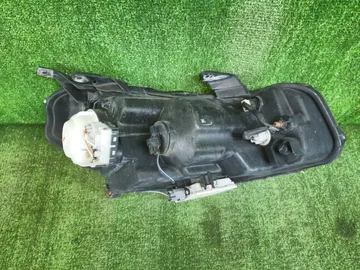 ФАРА НА SUZUKI SX4 YA11S