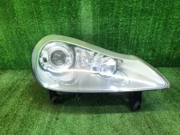 ФАРА НА PORSCHE CAYENNE 957