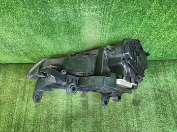 ФАРА НА PORSCHE CAYENNE 957