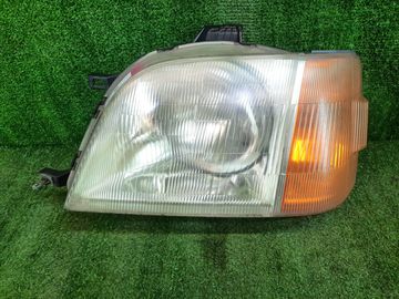 ФАРА НА HONDA STEPWGN RF2