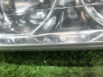 ФАРА НА NISSAN CEFIRO A33