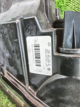 ФАРА НА VOLKSWAGEN GOLF 1K1