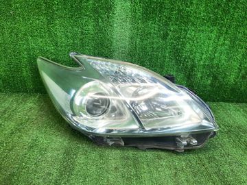 ФАРА НА TOYOTA PRIUS ZVW30