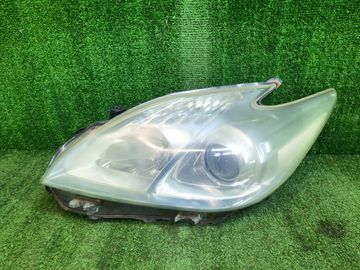 ФАРА НА TOYOTA PRIUS ZVW30
