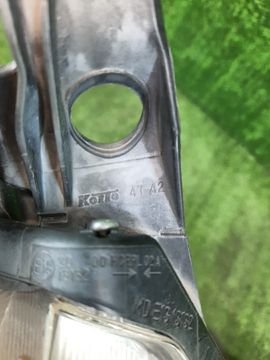 ФАРА НА TOYOTA PRIUS ALPHA ZVW41W