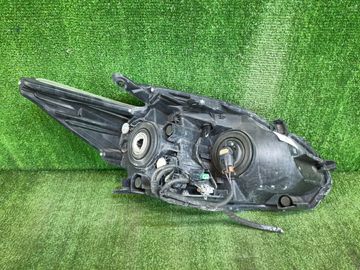 ФАРА НА TOYOTA PRIUS ZVW30