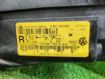 ФАРА НА VOLKSWAGEN TOURAN 1T1