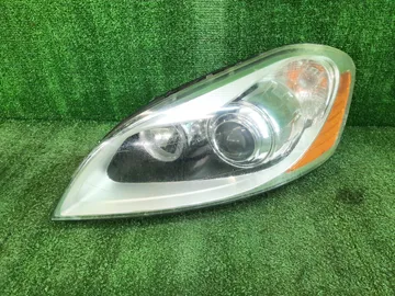 ФАРА НА VOLVO XC60 DZ