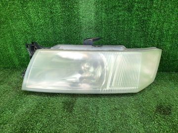 ФАРА НА MITSUBISHI CHARIOT GRANDIS N84W
