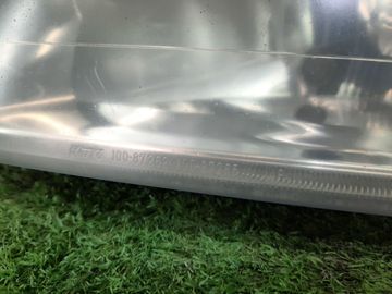 ФАРА НА MITSUBISHI CHARIOT GRANDIS N84W