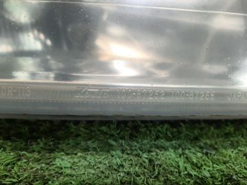 ФАРА НА MITSUBISHI CHARIOT GRANDIS N84W