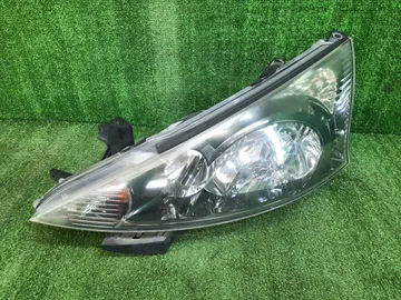 ФАРА НА MITSUBISHI GRANDIS NA4W