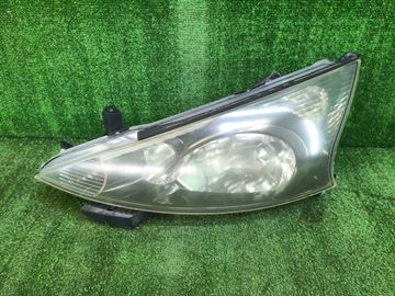 ФАРА НА MITSUBISHI GRANDIS NA4W