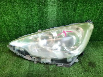 ФАРА НА TOYOTA AQUA NHP10