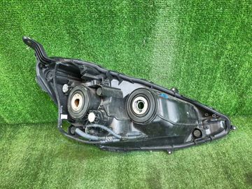 ФАРА НА TOYOTA AQUA NHP10