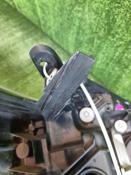 ФАРА НА TOYOTA PRIUS ZVW30