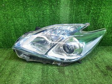 ФАРА НА TOYOTA PRIUS ZVW30
