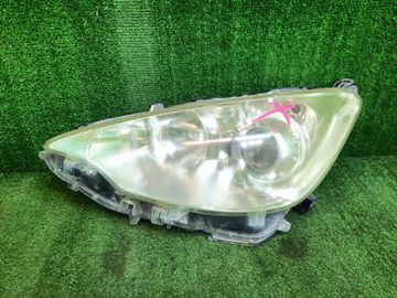 ФАРА НА TOYOTA AQUA NHP10