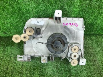 ФАРА НА NISSAN ATLAS F23