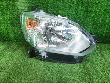 ФАРА НА TOYOTA PASSO M700A