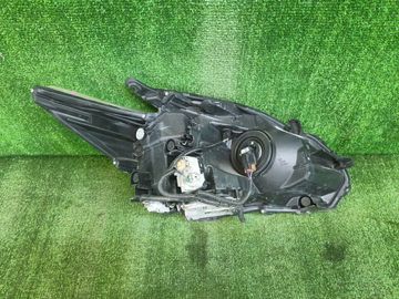 ФАРА НА TOYOTA PRIUS ZVW30