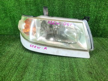 ФАРА НА MAZDA BONGO FRIENDEE SGLR