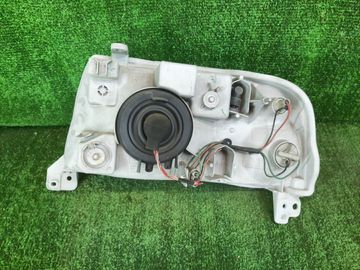 ФАРА НА SUZUKI ESCUDO TD02W