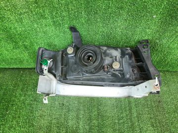 ФАРА НА MAZDA BONGO FRIENDEE SGLR