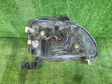 ФАРА НА HONDA LOGO GA3