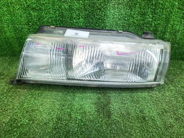 ФАРА НА TOYOTA CHASER GX90