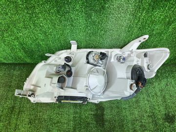 ФАРА НА TOYOTA COROLLA  AXIO NZE141