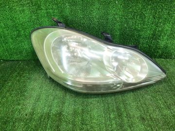 ФАРА НА TOYOTA IPSUM ACM21W
