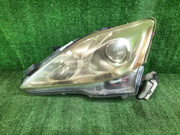 ФАРА НА LEXUS IS250 GSE20