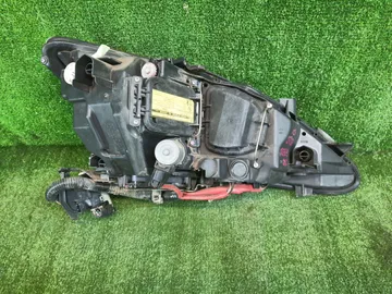 ФАРА НА LEXUS IS250 GSE20