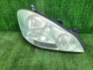 ФАРА НА TOYOTA IPSUM ACM21W