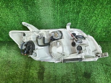 ФАРА НА TOYOTA COROLLA  AXIO NZE141