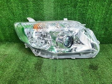 ФАРА НА TOYOTA COROLLA  AXIO NZE141