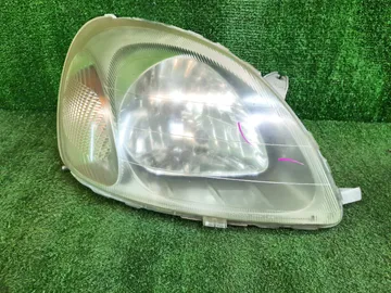 ФАРА НА TOYOTA VITZ NCP10